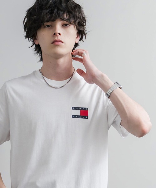 TOMMY HILFIGER（トミーヒルフィガー）の「TOMMY HILFIGER レギュラーフィットスリムバッジロゴプリント半袖Tシャツ（Tシャツ/カットソー・メンズ・ブラック/ネイビー/ホワイト・M/L/S）」の7枚目の写真