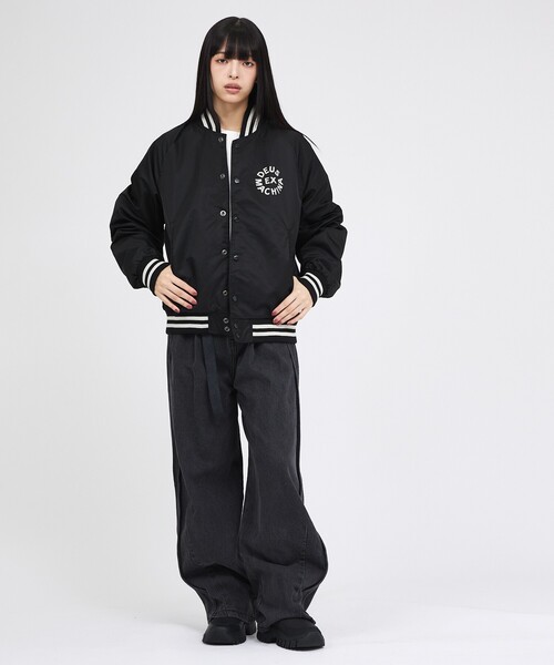 DEUS EX MACHINA（デウスエクスマキナ）の「【DEUS EX MACHINA / デウス】Stadium Jacket / スタジアムジャケット / ユニセックス（スタジャン・メンズ・ブラック・M/L）」の17枚目の写真