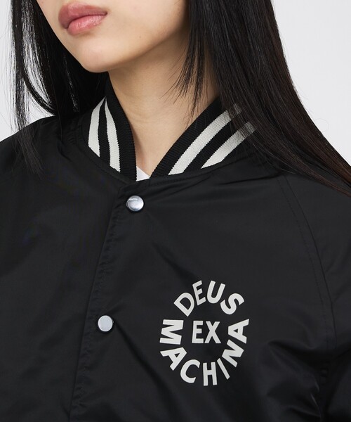 DEUS EX MACHINA（デウスエクスマキナ）の「【DEUS EX MACHINA / デウス】Stadium Jacket / スタジアムジャケット / ユニセックス（スタジャン・メンズ・ブラック・M/L）」の8枚目の写真