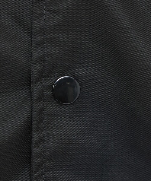 DEUS EX MACHINA（デウスエクスマキナ）の「【DEUS EX MACHINA / デウス】Stadium Jacket / スタジアムジャケット / ユニセックス（スタジャン・メンズ・ブラック・M/L）」の3枚目の写真