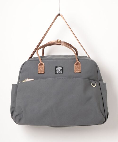 anello(アネロ)の「大容量 撥水ポリエステル 2WAY ボストンバッグ ショルダーベルト付き MARTシリーズ(ボストンバッグ・レディース・グレー/ブラック/グレイッシュベージュ・FREE)」の2枚目の写真