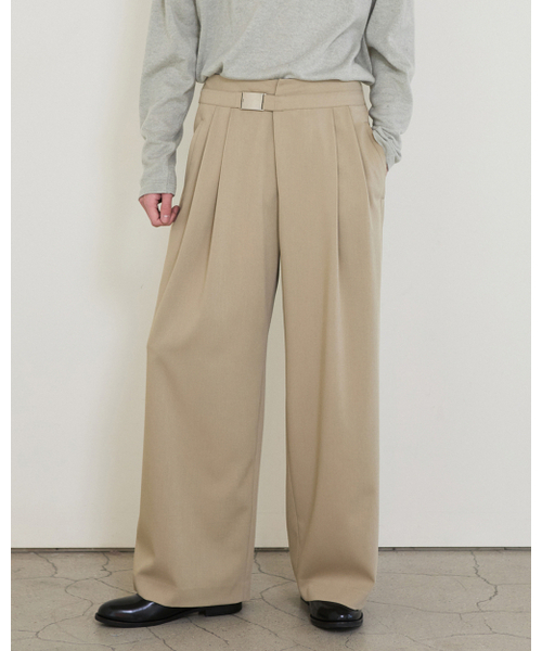 THEENDQUESTION(ジエンドクエスチョン)の「Buckle pants / BEIGE(スラックス・レディース・その他・1/2/3)」の2枚目の写真