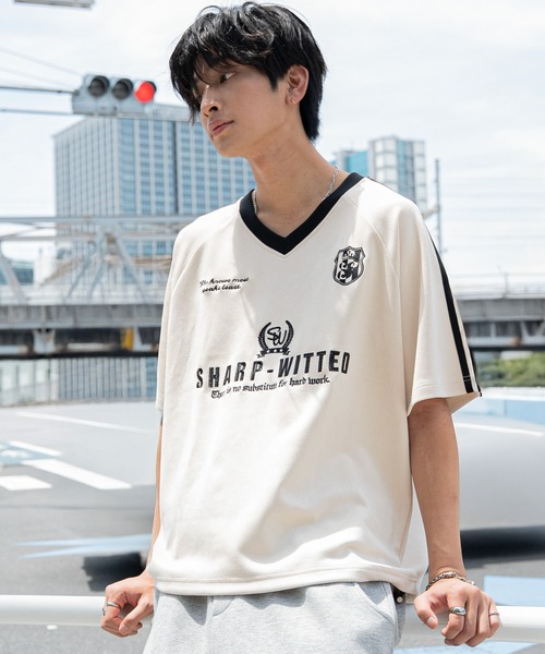 WEGO(ウィゴー)の「WEGO/【26年春夏新作】フェイクスウェードゲームT(Tシャツ/カットソー・メンズ・ホワイト/スミクロ/ネイビー・LARGE/MEDIUM)」の2枚目の写真