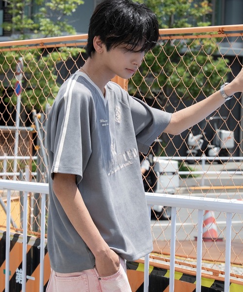 WEGO(ウィゴー)の「WEGO/【26年春夏新作】フェイクスウェードゲームT(Tシャツ/カットソー・メンズ・ホワイト/スミクロ/ネイビー・LARGE/MEDIUM)」の21枚目の写真