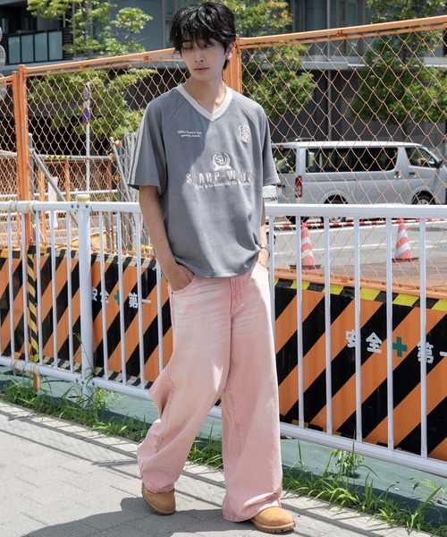 WEGO(ウィゴー)の「WEGO/【26年春夏新作】フェイクスウェードゲームT(Tシャツ/カットソー・メンズ・ホワイト/スミクロ/ネイビー・LARGE/MEDIUM)」の4枚目の写真
