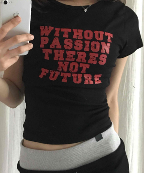 VIVID LADY(ビビッドレディー)の「英字プリント 半袖Tシャツ(Tシャツ/カットソー・レディース・グレー/アイボリー/パープル/ブラック・FREE)」の21枚目の写真