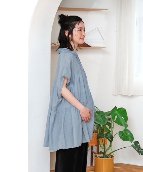 LEPSIM（レプシィム）の「【産前・産後対応】マタニティ／AIRデニムティアードブラウス　1046878（マタニティウェア/グッズ・レディース・ライトブルー/チャコールグレー/ブルー・FREE）」の12枚目の写真