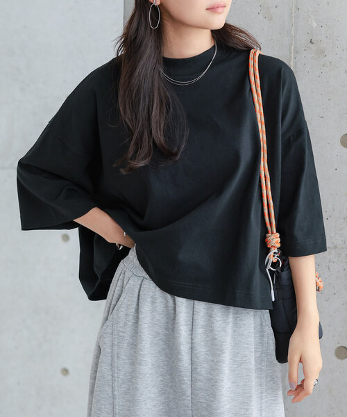 KOBE LETTUCE（コウベレタス）の「[ 汗じみ防止＆UVカット ] クロップドクルーネックボックスTシャツ（Tシャツ/カットソー・レディース・ネイビー/ブラック/オレンジ系/杢グレー/アイボリー/カーキ系/オフホワイト・M）」の3枚目の写真