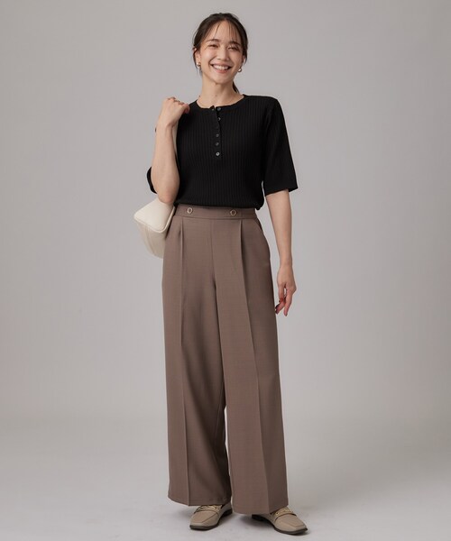 SHOO・LA・RUE(シューラルー)の「【S-LL】抜け感ある着こなしに ヘンリーネック リブニット(ニット/セーター・レディース・ライトグレー/ライトブルー/ブラック・01/02/03/04)」の15枚目の写真
