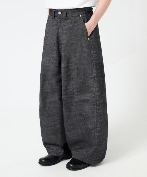 TRILLION(トリリオン)の「リネンサイドパネルカーブパンツ_ブラック(その他パンツ・レディース・その他・MEDIUM/LARGE/X-LARGE/SMALL)」の2枚目の写真