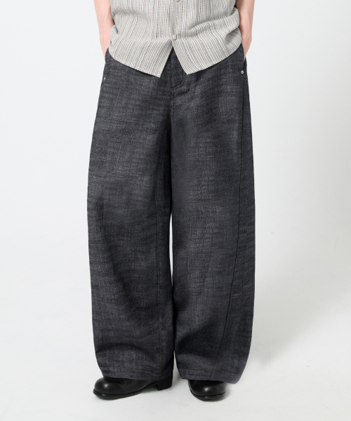 TRILLION(トリリオン)の「リネンサイドパネルカーブパンツ_ブラック(その他パンツ・レディース・その他・MEDIUM/LARGE/X-LARGE/SMALL)」の3枚目の写真