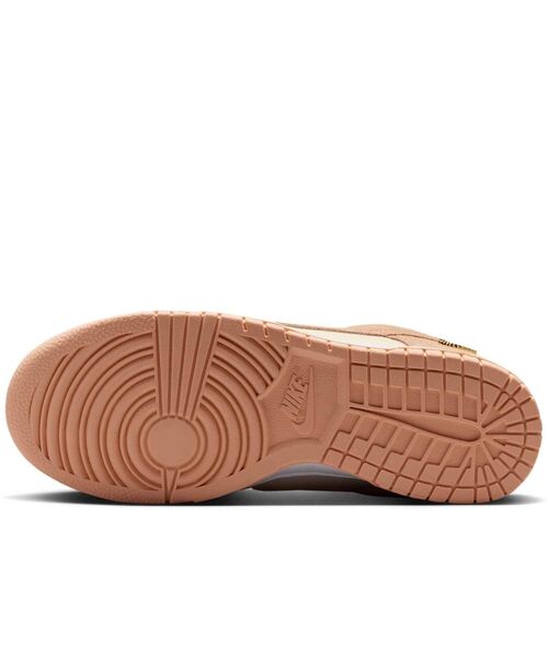NIKE（ナイキ）の「ナイキ ダンク LOW スエード ウィメンズシューズ / Nike Dunk Low Suede Women's Shoes IO4244-800 Sunset Haze（スニーカー・レディース・オレンジ系その他2・23.5/25/24.5/24/23/22.5/26/25.5）」の9枚目の写真