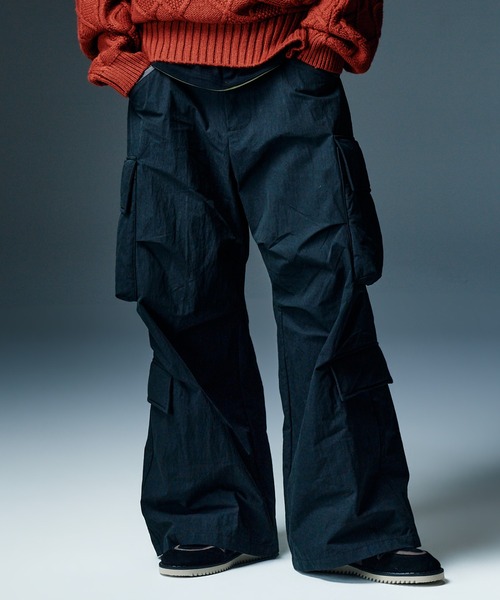 glamb（グラム）の「Padded Cargo Baggy Pants / パデッドカーゴバギーパンツ（カーゴパンツ・メンズ・カーキ/ブラック・S/L/M）」の2枚目の写真