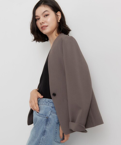 THE SHOP TK （ザ ショップ ティーケー ）の「【セットアップ可】ビジネスノーカラージャケット（ノーカラージャケット・レディース・スミクロ/ブラウン系その他・12/13）」の3枚目の写真