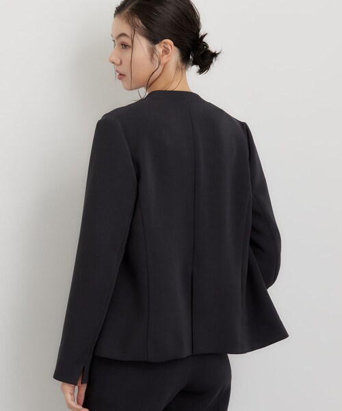 THE SHOP TK （ザ ショップ ティーケー ）の「【セットアップ可】ビジネスノーカラージャケット（ノーカラージャケット・レディース・スミクロ/ブラウン系その他・12/13）」の15枚目の写真