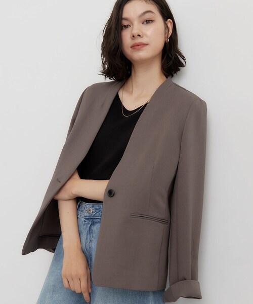 THE SHOP TK （ザ ショップ ティーケー ）の「【セットアップ可】ビジネスノーカラージャケット（ノーカラージャケット・レディース・スミクロ/ブラウン系その他・12/13）」の4枚目の写真