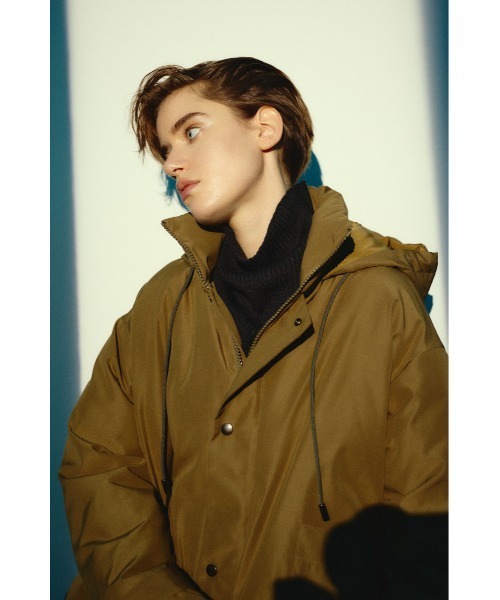 RIM.ARK(リムアーク)の「【26FW OUTER PRE ORDER】Back side down field CT(バック サイド ダウン フィールド コート)(その他アウター・レディース・ブラック/カーキ/ライトグリーン・FREE)」の4枚目の写真