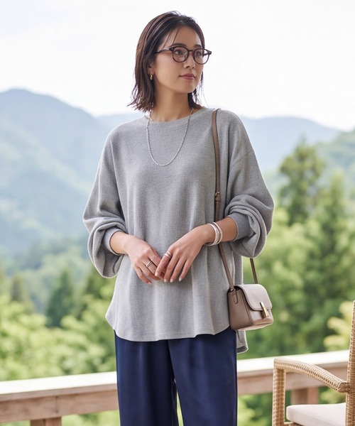 STYLE DELI（スタイルデリ）の「【DELI by】ふんわりワッフル素材のリラックスプルオーバー（スウェット・レディース・グレー/ブラック・M）」の11枚目の写真