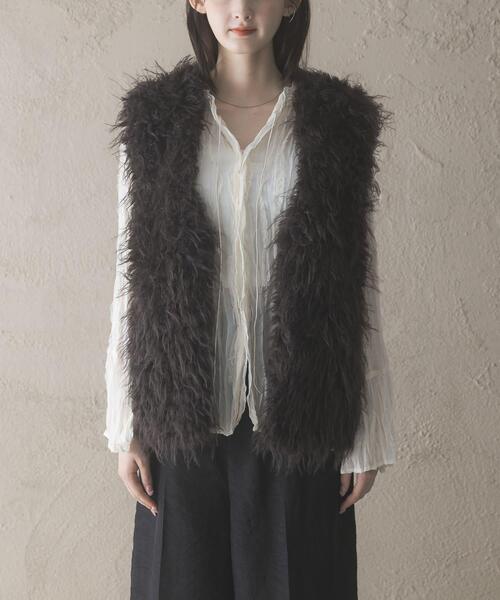 URBAN RESEARCH ROSSO WOMEN（アーバンリサーチ　ロッソ）の「ファーベスト（その他アウター・レディース・ブラウン・FREE）」の2枚目の写真