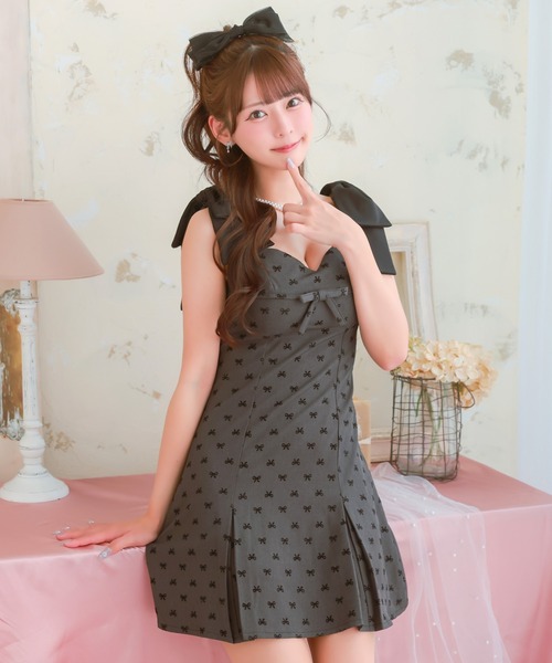 Tika(ティカ)の「キャバドレス ミニ フレア ノースリーブ リボン ドット ドレス キャバワンピ(ドレス・レディース・チャコールグレー・S/L)」の4枚目の写真