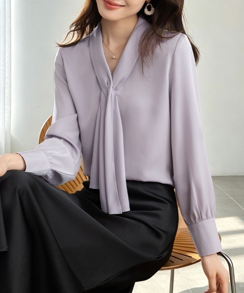 ReRe(リリ)の「ボウタイ付き長袖ブラウス(シャツ/ブラウス・レディース・ホワイト/パープル・LARGE/MEDIUM/X-LARGE)」の1枚目の写真