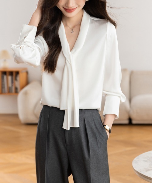ReRe(リリ)の「ボウタイ付き長袖ブラウス(シャツ/ブラウス・レディース・ホワイト/パープル・LARGE/MEDIUM/X-LARGE)」の8枚目の写真