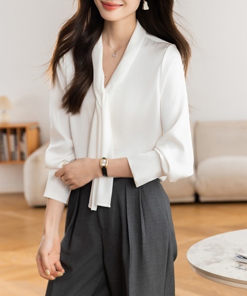 ReRe(リリ)の「ボウタイ付き長袖ブラウス(シャツ/ブラウス・レディース・ホワイト/パープル・LARGE/MEDIUM/X-LARGE)」の10枚目の写真