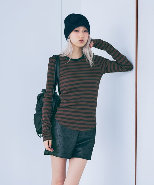 JEANASIS（ジーナシス）の「ソフトリブLS TEE/1098212（Tシャツ/カットソー・レディース・ブラック系その他/ブラウン系その他/ブルー系その他/ホワイト/ブラック・FREE）」の5枚目の写真