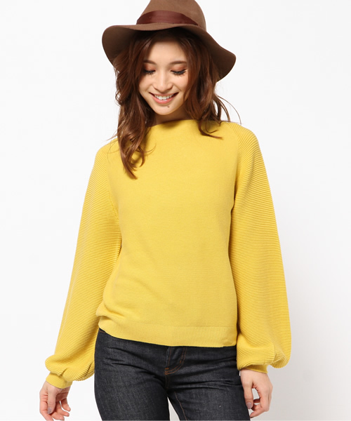 MOUSSY（マウジー）の「VOLUME SLEEVE KNIT TOPS（ニット/セーター・レディース・ピンク/オフホワイト/ネイビー/イエロー・FREE）」の14枚目の写真