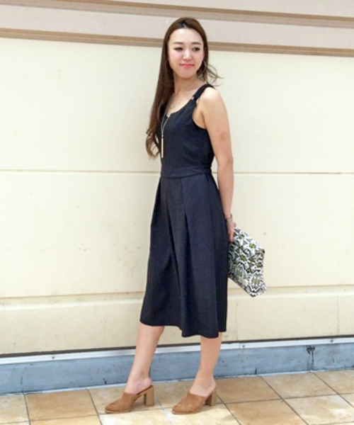 VENCEEXCHANGE（ヴァンスエクスチェンジ）の「ジョーゼットロンパース（つなぎ/オールインワン・レディース・ブラック/ホワイト・MEDIUM/LARGE）」の2枚目の写真