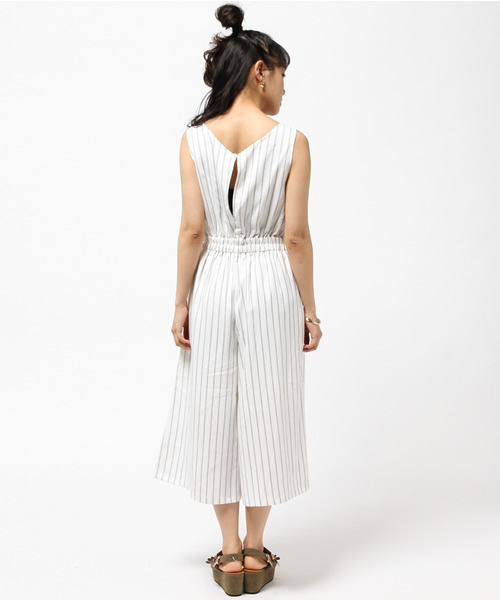 VENCEEXCHANGE（ヴァンスエクスチェンジ）の「ジョーゼットロンパース（つなぎ/オールインワン・レディース・ブラック/ホワイト・MEDIUM/LARGE）」の8枚目の写真