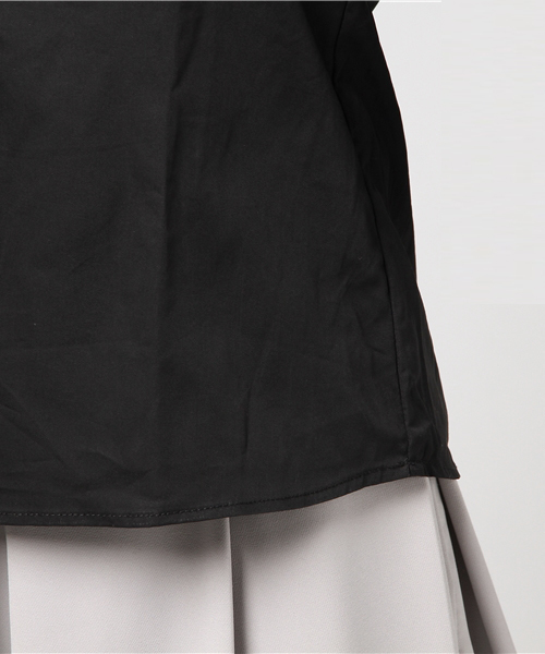 UR'S（ユアーズ）の「ﾌﾚｱｰｽﾘｰﾌﾞｵﾌｼｮﾙﾀﾞｰﾌﾞﾗｳｽ（シャツ/ブラウス・レディース・ブラック/ホワイト/ブルー/ベージュ・FREE）」の5枚目の写真