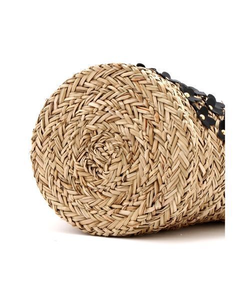 JILL by JILL STUART（ジルバイジルスチュアート）の「【CanCam 6月号掲載　まいさん着用アイテム】FLOWER BASKET（かごバッグ・レディース・ブラック/ホワイト/ブラック系その他・ﾌﾘ-）」の6枚目の写真