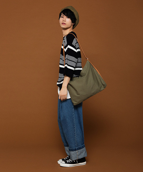 WEGO（ウィゴー）の「WEGO/タックデニムワイドパンツ（デニムパンツ・メンズ・インディゴブルー・MEDIUM/LARGE）」の3枚目の写真