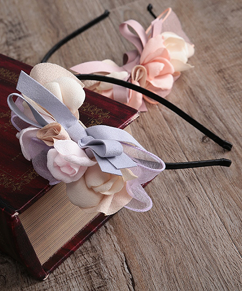 Rora（ローラ）の「セレナーデ　カチューシャ（3color)（カチューシャ・キッズ・ピンク/ブルー/アイボリー・FREE）」の11枚目の写真