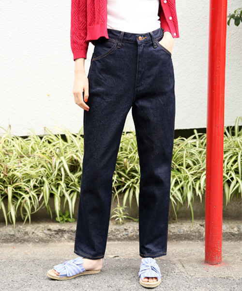 LOWRYS FARM（ローリーズファーム）の「Ｗｒａｎｇｌｅｒ／ハイウエストスリム　784074（デニムパンツ・レディース・ブラック/ブルー/ワンウォッシュ・SMALL/MEDIUM/X-SMALL）」の3枚目の写真