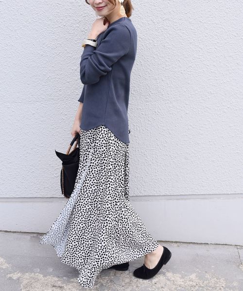 SHIPS(シップス)の「バックスリットテレコプルオーバー◇(Tシャツ/カットソー・レディース・ホワイト/ダークグレー/ベージュ/ブルー・ONE SIZE)」の10枚目の写真