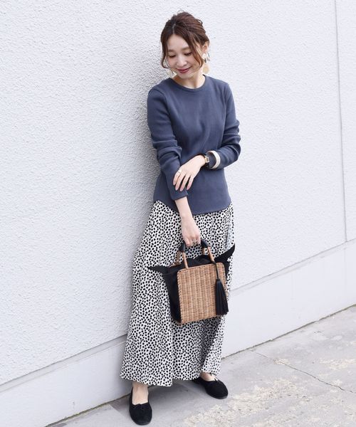 SHIPS(シップス)の「バックスリットテレコプルオーバー◇(Tシャツ/カットソー・レディース・ホワイト/ダークグレー/ベージュ/ブルー・ONE SIZE)」の11枚目の写真