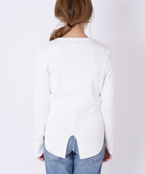 SHIPS(シップス)の「バックスリットテレコプルオーバー◇(Tシャツ/カットソー・レディース・ホワイト/ダークグレー/ベージュ/ブルー・ONE SIZE)」の18枚目の写真