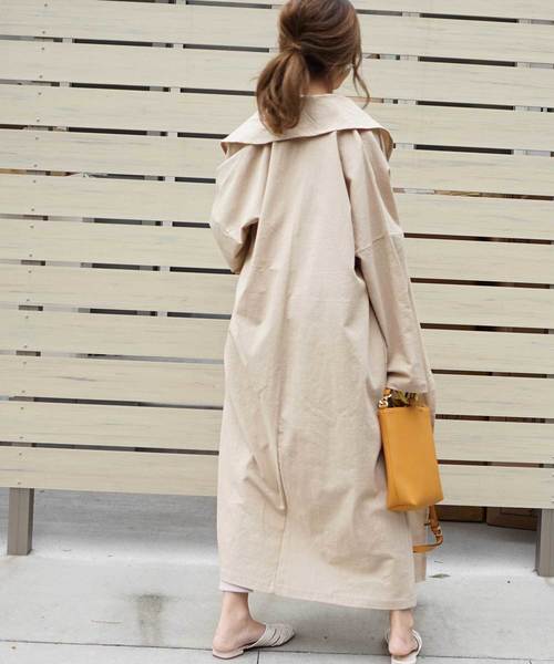 M y u（ミュー）の「リネンライク オーバーガウン（その他アウター・レディース・ベージュ/ブラウン・FREE）」の3枚目の写真