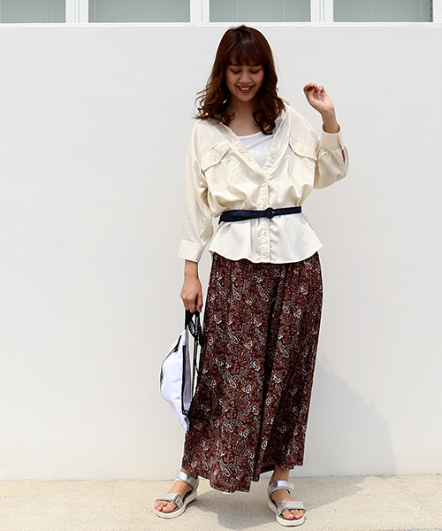 CHARM BERRY TIC（チャームベリーチック）の「ペイズリープリーツガウチョパンツ（その他パンツ・レディース・イエロー/ブラウン/ネイビー・L/M）」の9枚目の写真