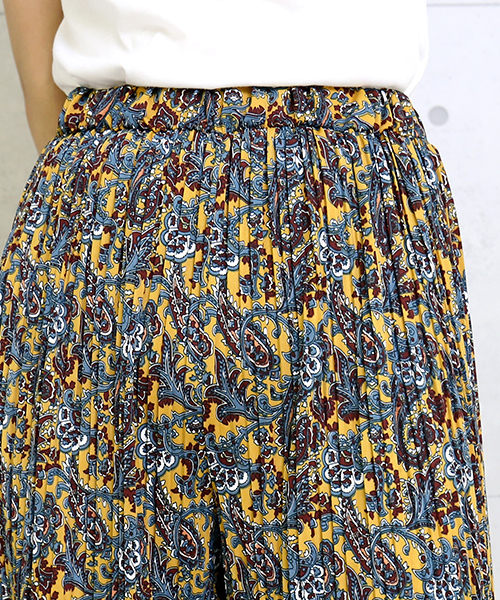 CHARM BERRY TIC（チャームベリーチック）の「ペイズリープリーツガウチョパンツ（その他パンツ・レディース・イエロー/ブラウン/ネイビー・L/M）」の20枚目の写真