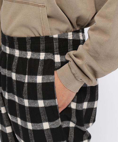 LAKOLE（ラコレ）の「ネルチェックコックパンツ / LAKOLE（その他パンツ・メンズ・ブラック/ブラウン/グリーン・MEDIUM/LARGE）」の19枚目の写真