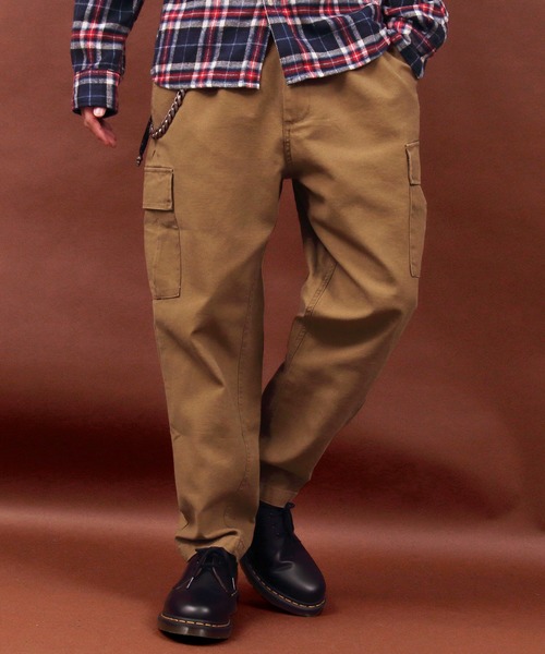 ８(eight)（エイト）の「テーパード ワイド　カーゴパンツ（カーゴパンツ・メンズ・ブラック/ブラウン/カーキ・MEDIUM/LARGE/X-LARGE）」の2枚目の写真