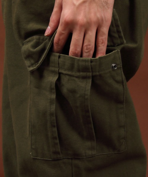 ８(eight)（エイト）の「テーパード ワイド　カーゴパンツ（カーゴパンツ・メンズ・ブラック/ブラウン/カーキ・MEDIUM/LARGE/X-LARGE）」の11枚目の写真