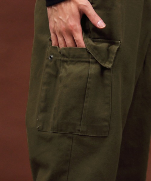 ８(eight)（エイト）の「テーパード ワイド　カーゴパンツ（カーゴパンツ・メンズ・ブラック/ブラウン/カーキ・MEDIUM/LARGE/X-LARGE）」の21枚目の写真