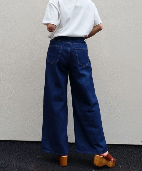 Riberry(リベリー)の「デニムワイドパンツ(デニムパンツ・レディース・インディゴブルー/ブルー・FREE)」の21枚目の写真