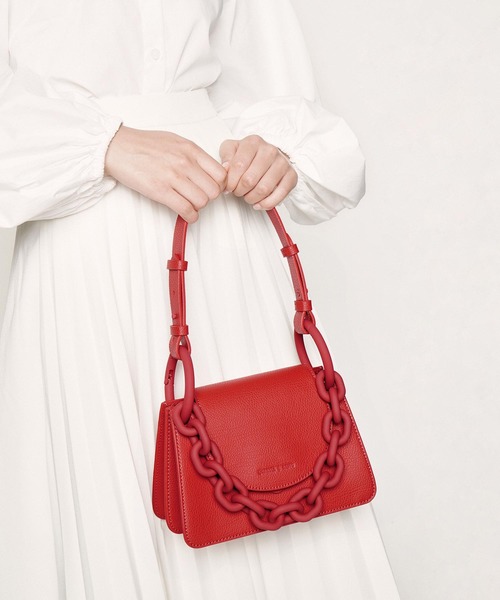 CHARLES & KEITH（チャールズ & キース）の「チャンキーチェーン