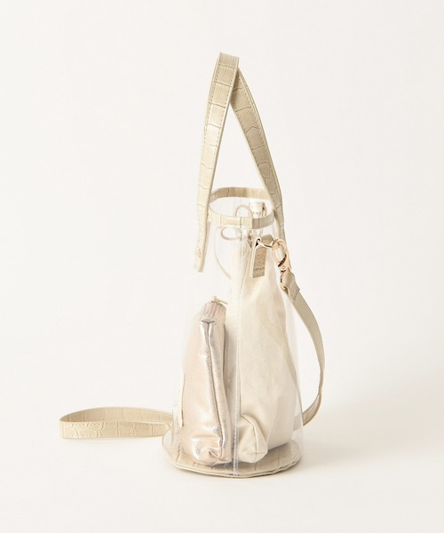 one after another NICE CLAUP（ワンアフターアナザーナイスクラップ）の「3点セットPVCバッグ（ショルダーバッグ・レディース・カーキ/アイボリー/モカ・FREE）」の14枚目の写真