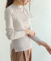 (入荷無し)【shemoshelly】袖スリットロングスリーブクルーネックリブニット